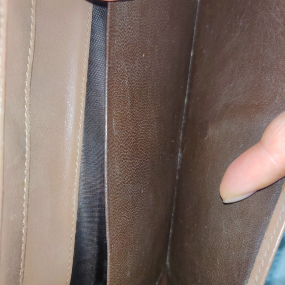 Rare Gucci Python Long Wallet with Hook - Picture 11 of 16